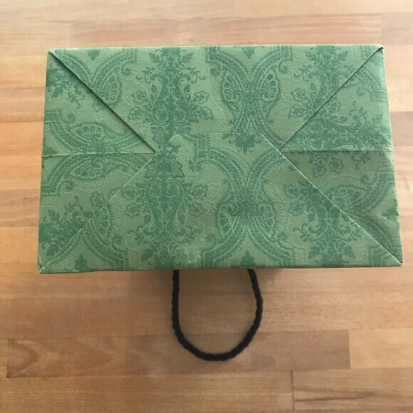 Gucci Limited Edition Green Foliage Gucci Shopping Bag Gift Bag - Picture 4 of 4